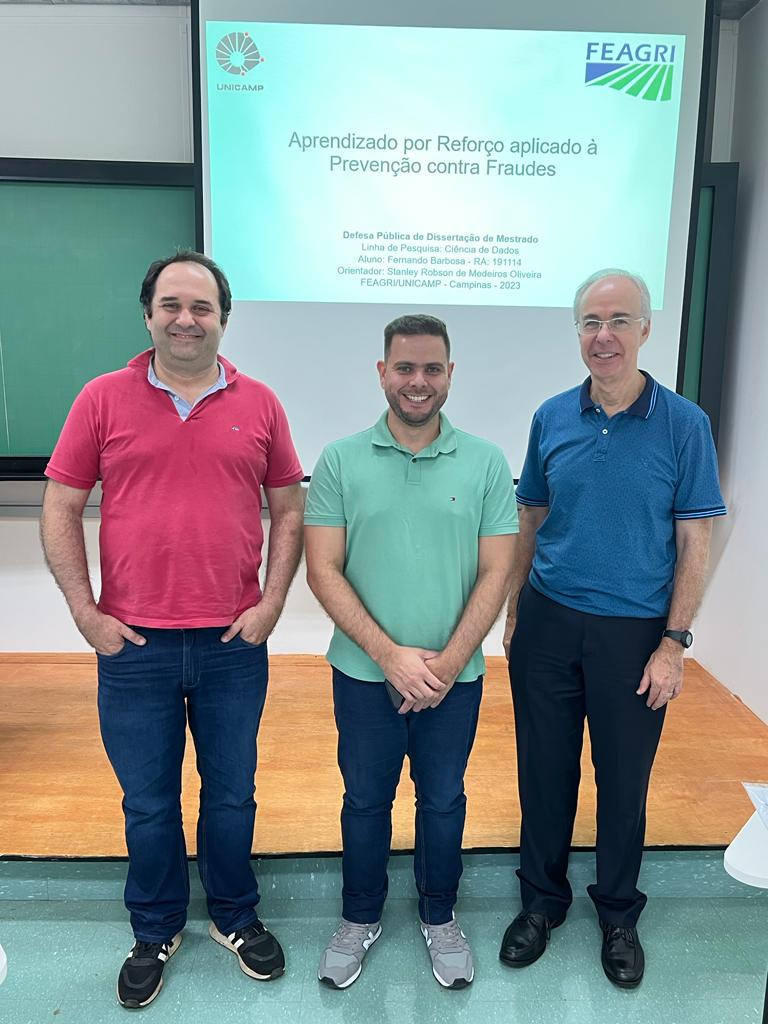 Fernando at his UNICAMP thesis defense with two other participants